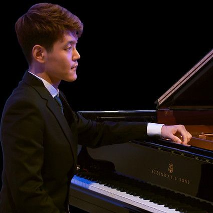 Junyoung Hwang