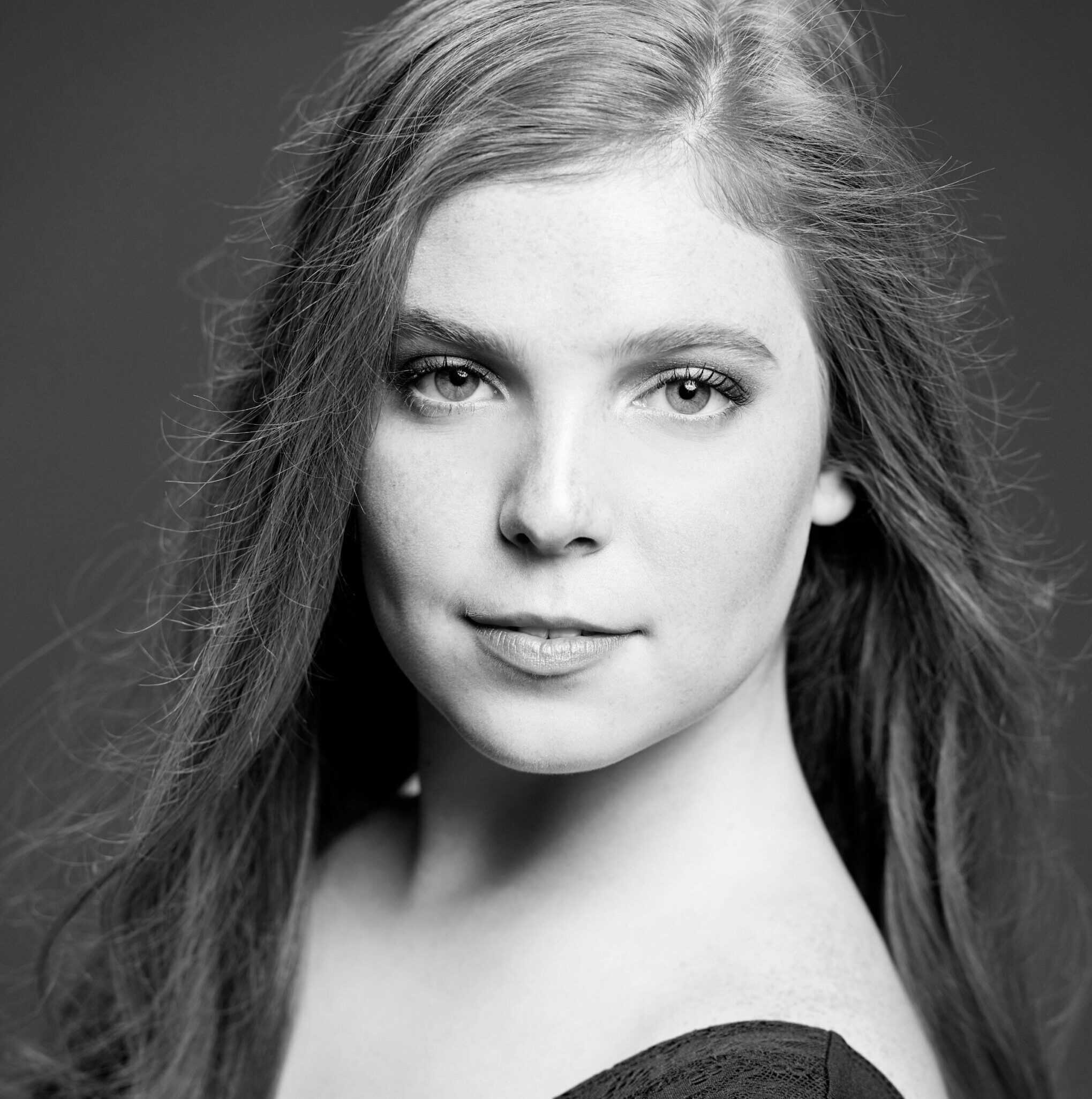 Halle Bauer